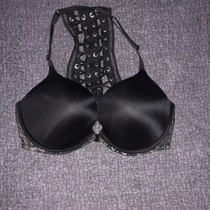 Black victorious secret bombshell bra